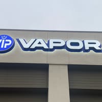 VIP VAPOR - Lake Worth - Logo