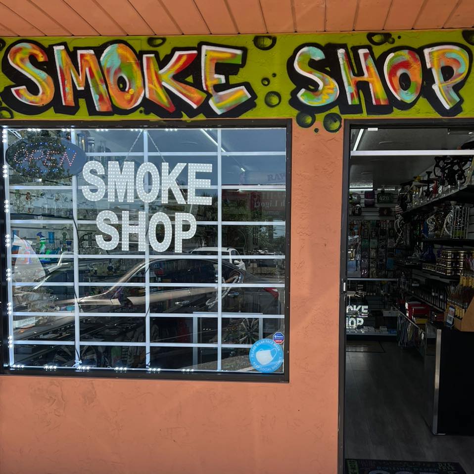 Level Up Smoke Shop - Orlando Logo