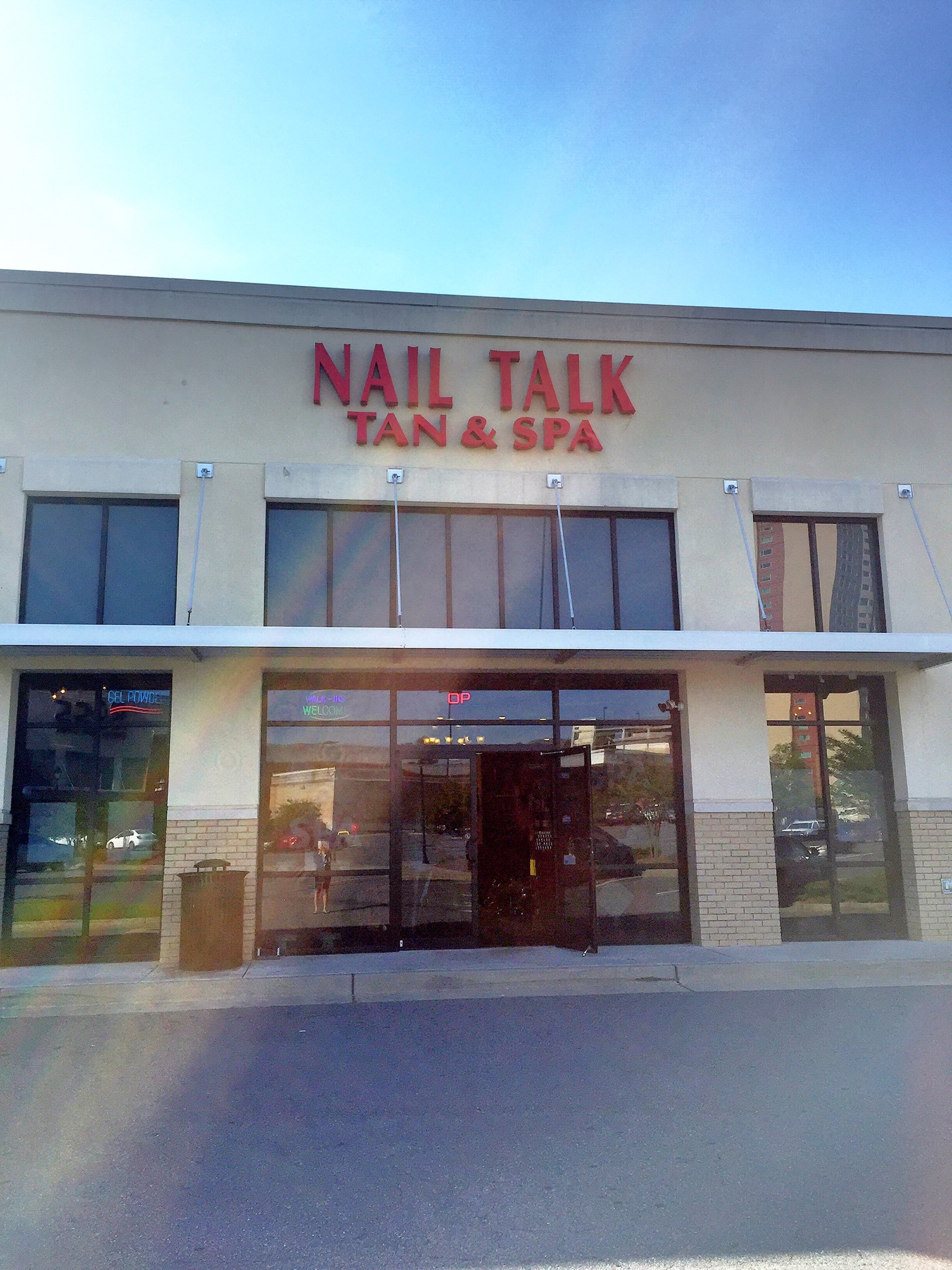 Nail Talk - Dunwoody Logo
