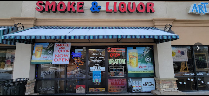 After 8 Smoke & Liquor Logo