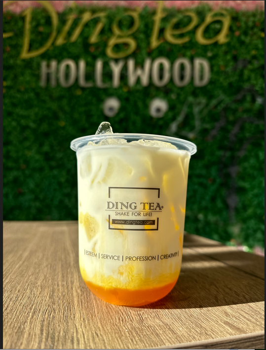 Ding Tea Hollywood Logo