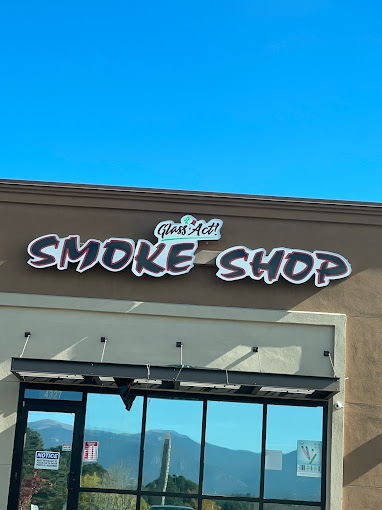 Glass Act Smoke Shop Logo