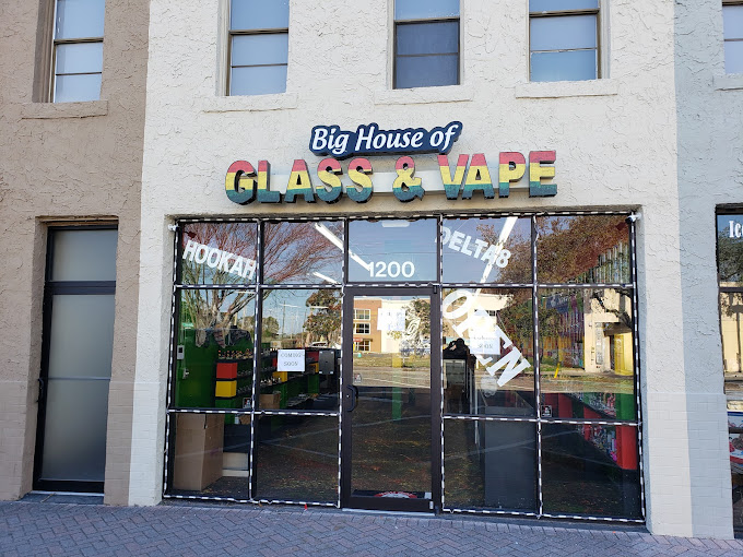 Big House of Glass and Vape Logo