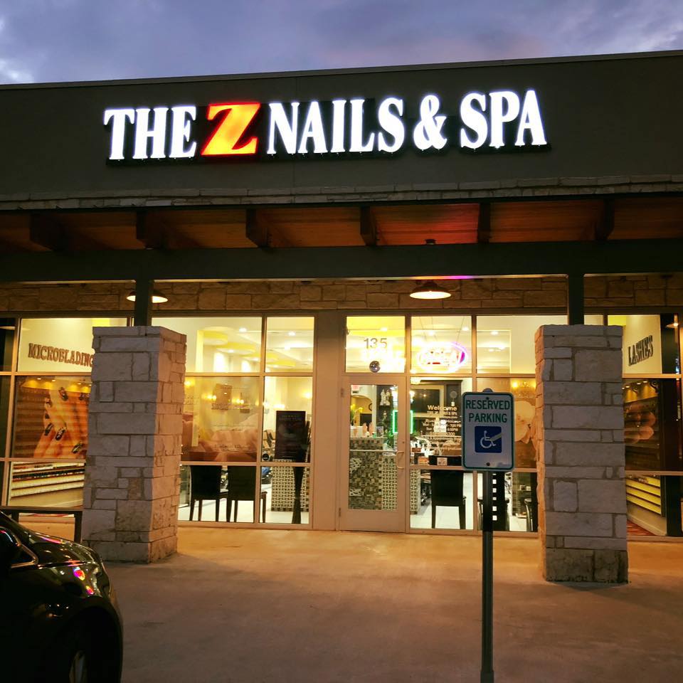 The Z Nails & Spa Logo