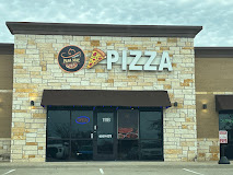 Papa Mac Pizza Logo