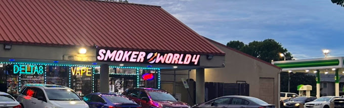 Smokers World 4 Logo