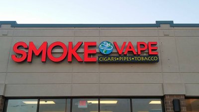 Smoke World Vape - Fort Wayne Logo