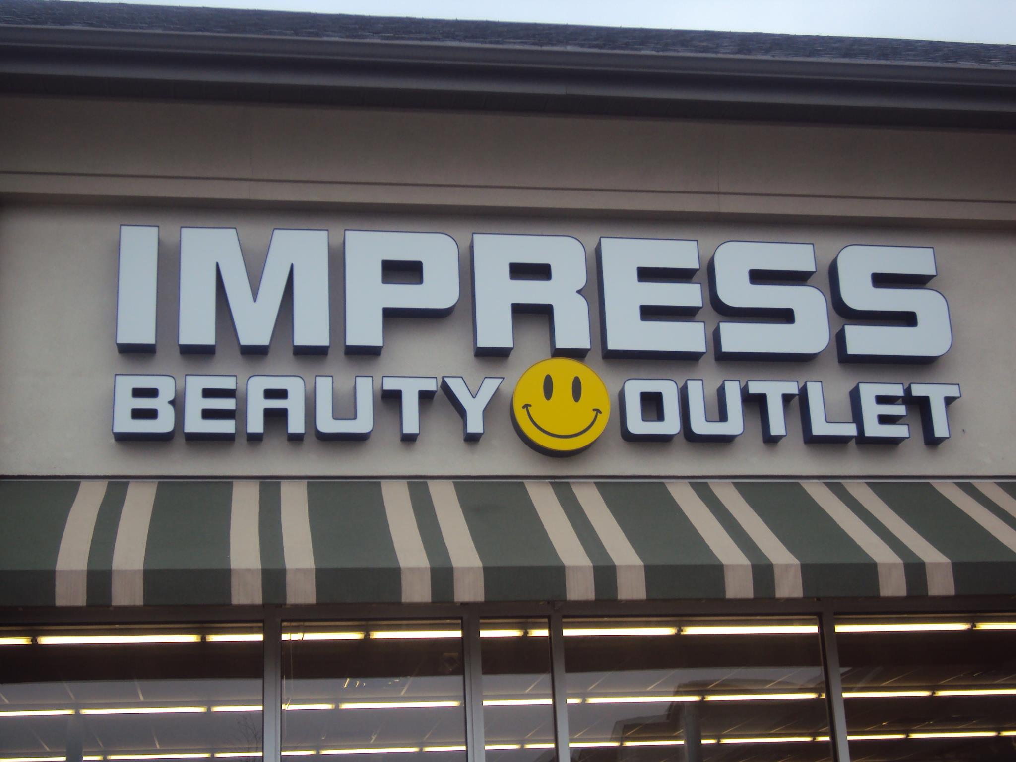 Impress Beauty Outlet Logo