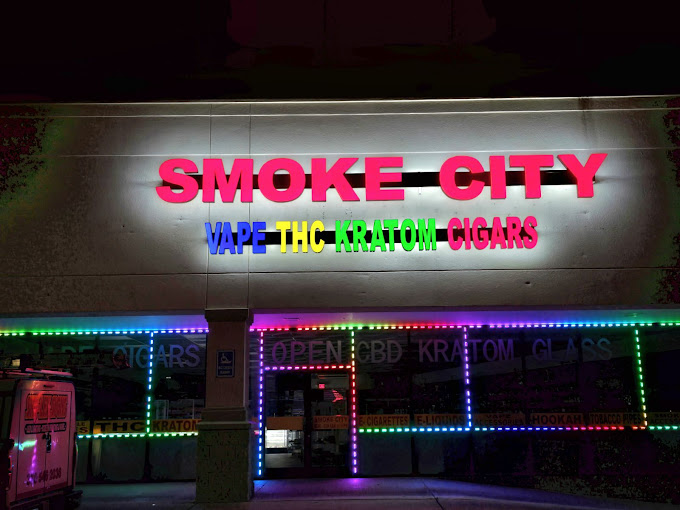 Logan Smoke City Logo