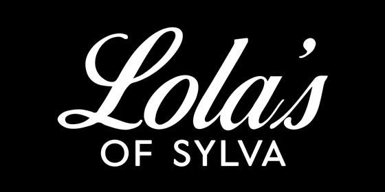 Lola's Vape Shop Sylva Logo